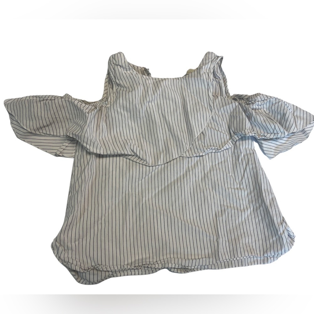 Zara girls striped cold shoulder blouse. So cute and sweet! Light and Summery!